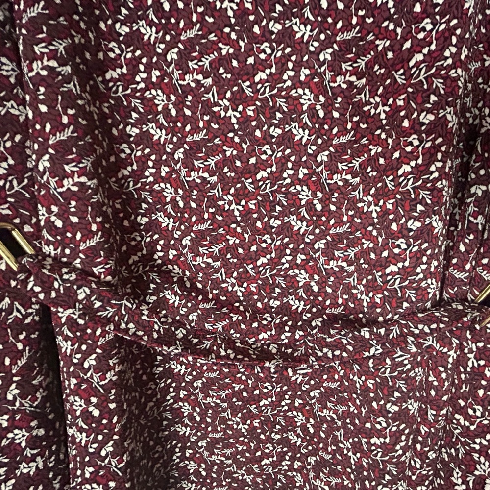 Michael Kors Flowing Floral Blouse with Sash - Picture 4 of 11